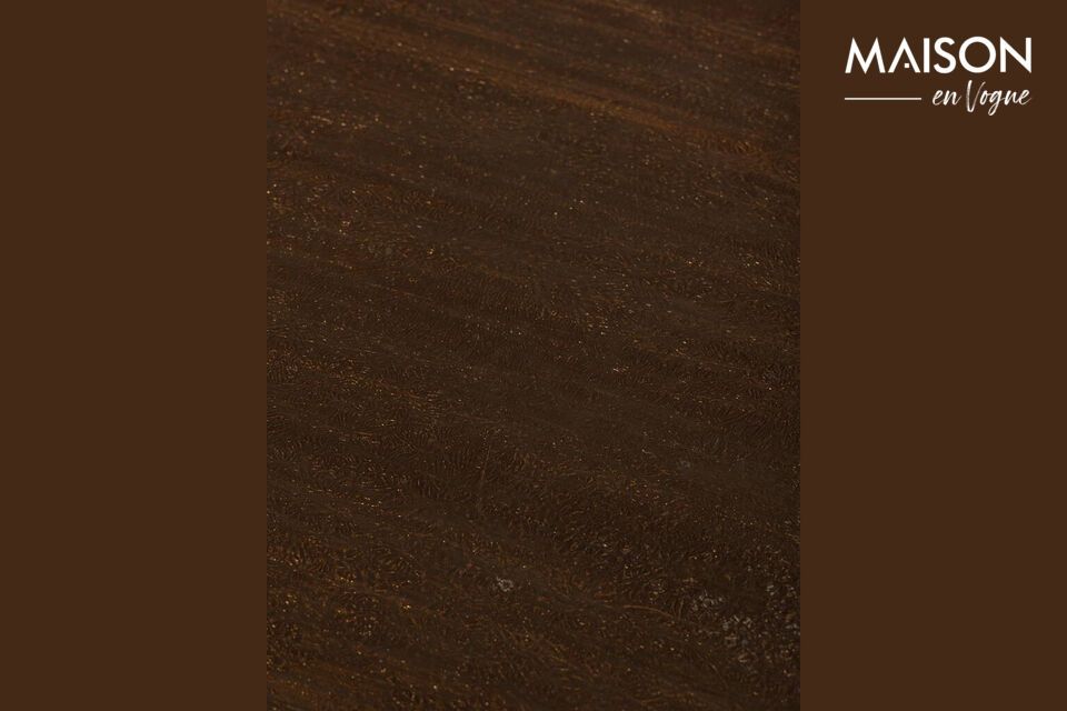 Añade un toque de elegancia clásica a tu hogar con la cómoda de madera de mango color cobre