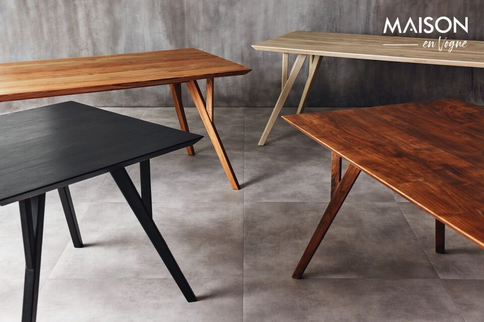 Descubra el juego de 4 patas de mesa de madera oscura Hopper