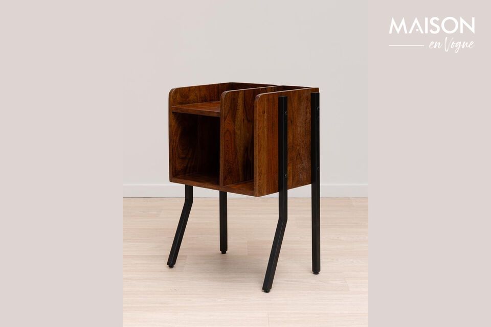 Mesa auxiliar de madera oscura Flow Chehoma