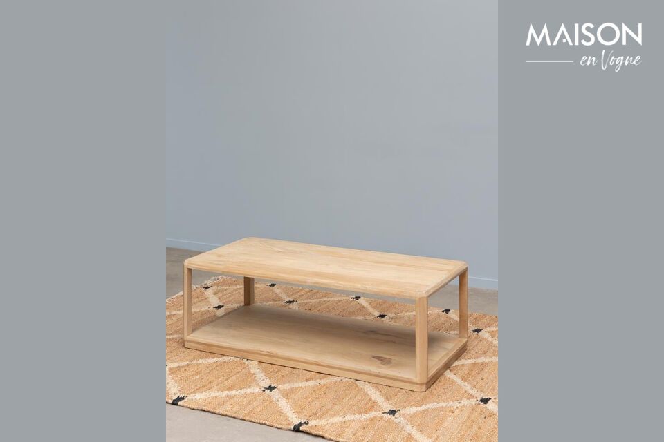 Una mesa de centro de madera de mango para una elegancia duradera.