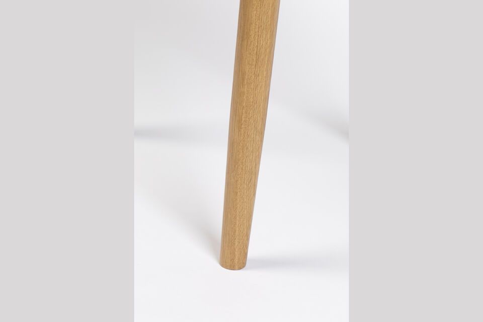 Descubre la esencia del diseño práctico con nuestra mesa de centro de madera marrón