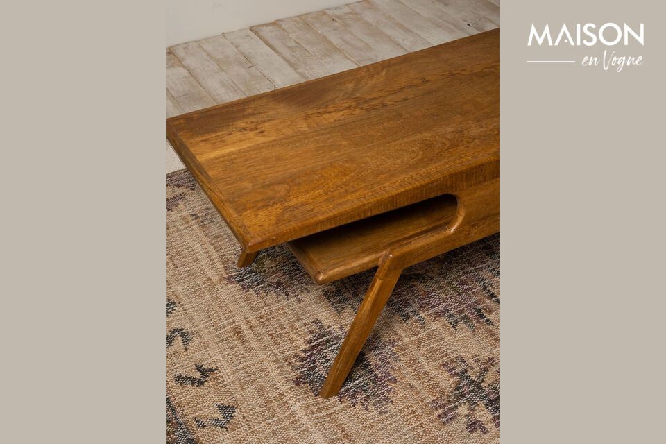 Descubre la elegancia funcional con nuestra mesa de centro de madera de mango en marrón oscuro