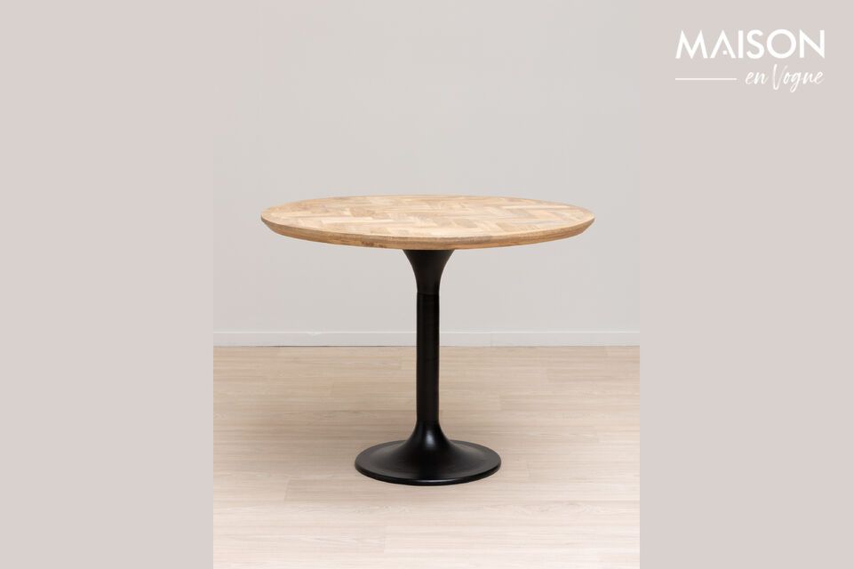 Mesa de comedor de madera clara Roubo Chehoma