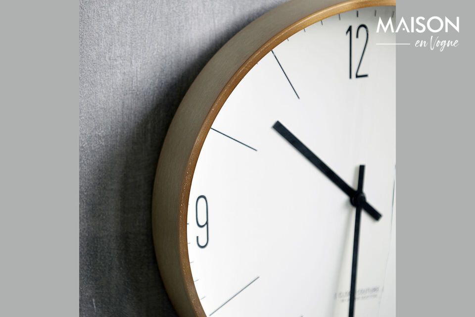 Aporta un toque de elegancia contemporánea a tu espacio con el reloj de pared Clock Couture de