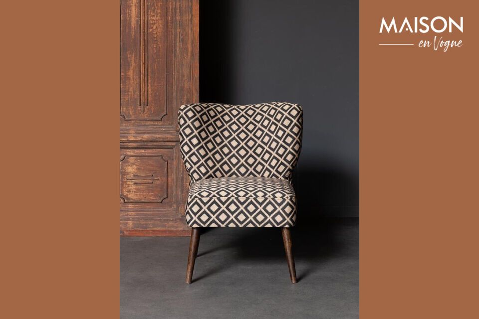 Descubra la elegancia funcional con nuestro sillón de madera de mango