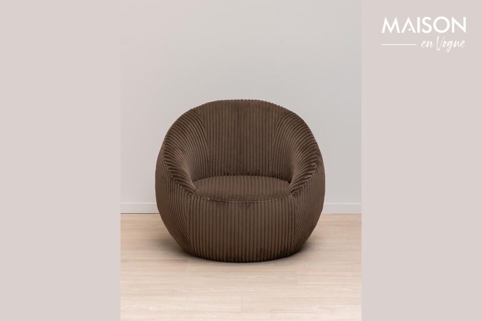 Descubra la comodidad y la elegancia atemporal con nuestro sillón de poliéster marrón Moka