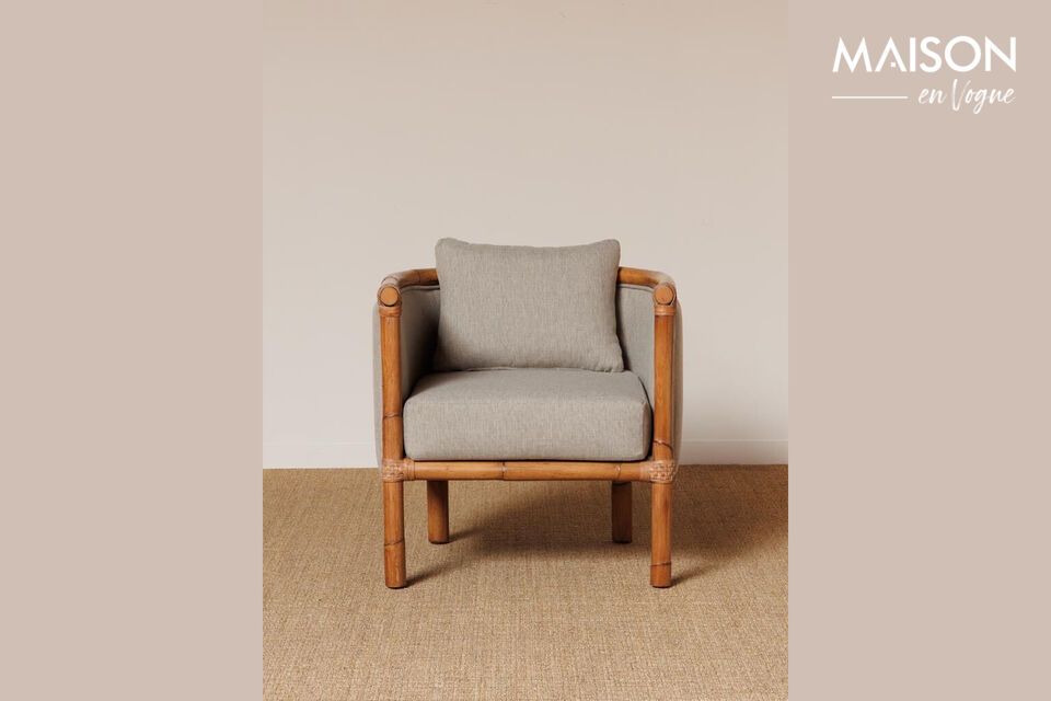 Descubra la elegancia moderna con nuestro sillón de tela gris