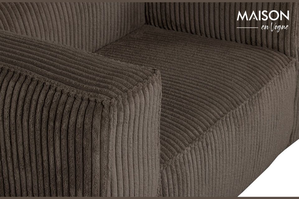 El sillón Ribcord Taupe Bean tiene un color muy suave que será perfecto para un salón moderno