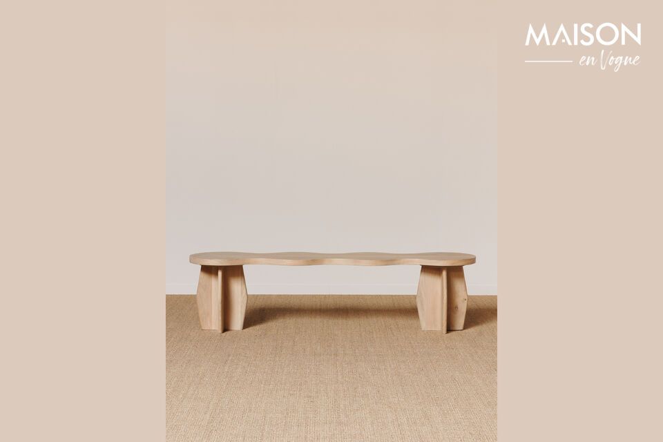 Un banco de madera de mango elegante y duradero.